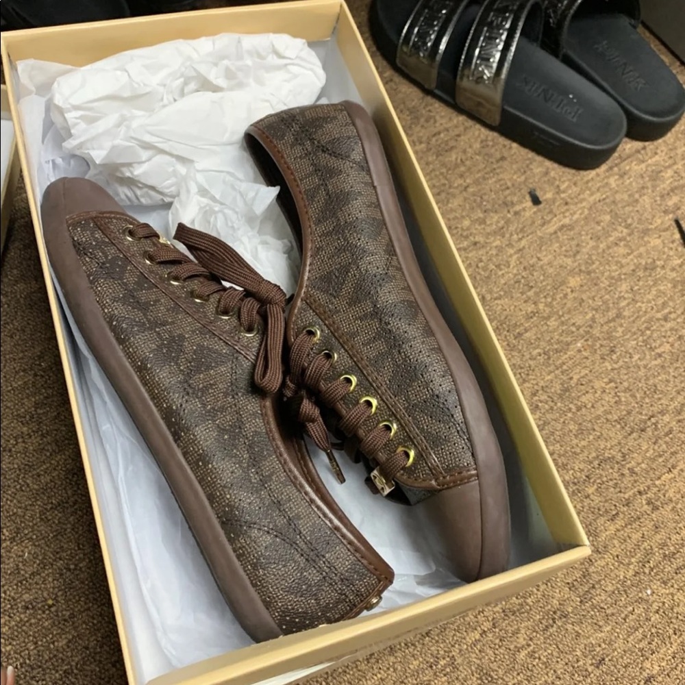 michael kors sneakers.